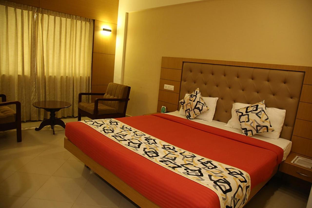 Royal Omars Hotel Kannur Eksteriør billede