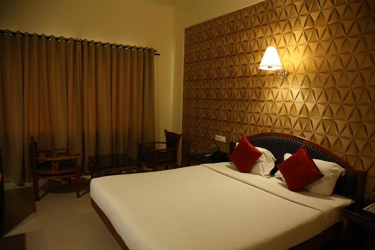 Royal Omars Hotel Kannur Eksteriør billede
