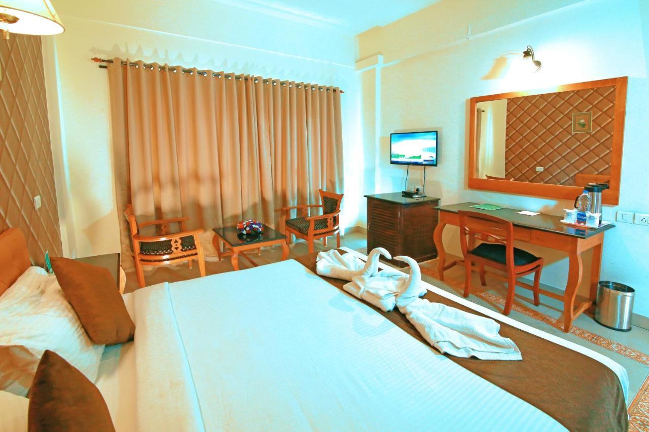 Royal Omars Hotel Kannur Eksteriør billede