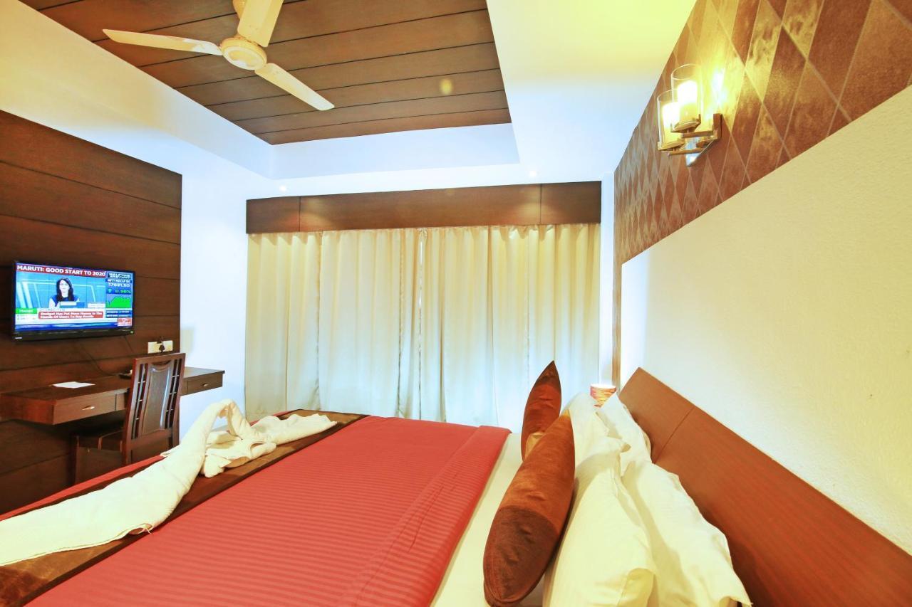 Royal Omars Hotel Kannur Eksteriør billede